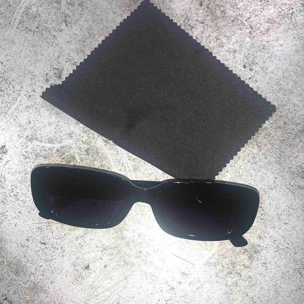 Rectangular black dark sunglasses men’s new with cleaning cloth